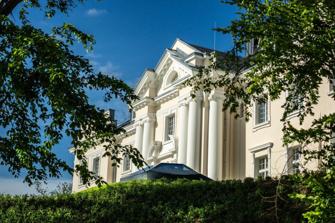 Palac Komierowo Sępólno Krajeńskie Exteriér fotografie