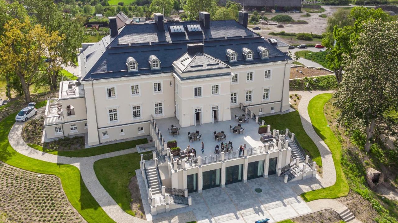 Palac Komierowo Sępólno Krajeńskie Exteriér fotografie